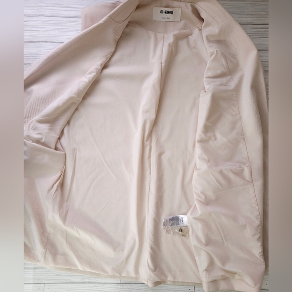 4th + Reckless Sleeveless Single Breast Oversized Blazer in Cream Size Small - Picture 10 of 15